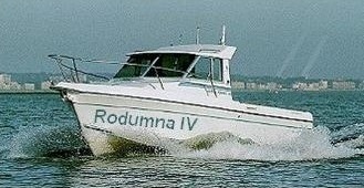 Rodumna 4, jeanneau Merry Fisher 650. Passez votre permis bateau fluvial, permis bateau mer côtier et permis bateau hauturier, à Nevers auprès du bateau école Richard Audinet. Depuis 1967 à votre service. Formalités réduites, examens toutes les semaines. Rodumna 4, jeanneau Merry Fisher 650. Passez votre permis bateau fluvial, permis bateau mer côtier et permis bateau hauturier, à Nevers auprès du bateau école Richard Audinet. Depuis 1967 à votre service. Formalités réduites, examens toutes les semaines.